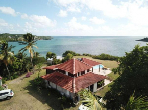 Maison d'Ô Pointe Thalémont, avec petite crique privative